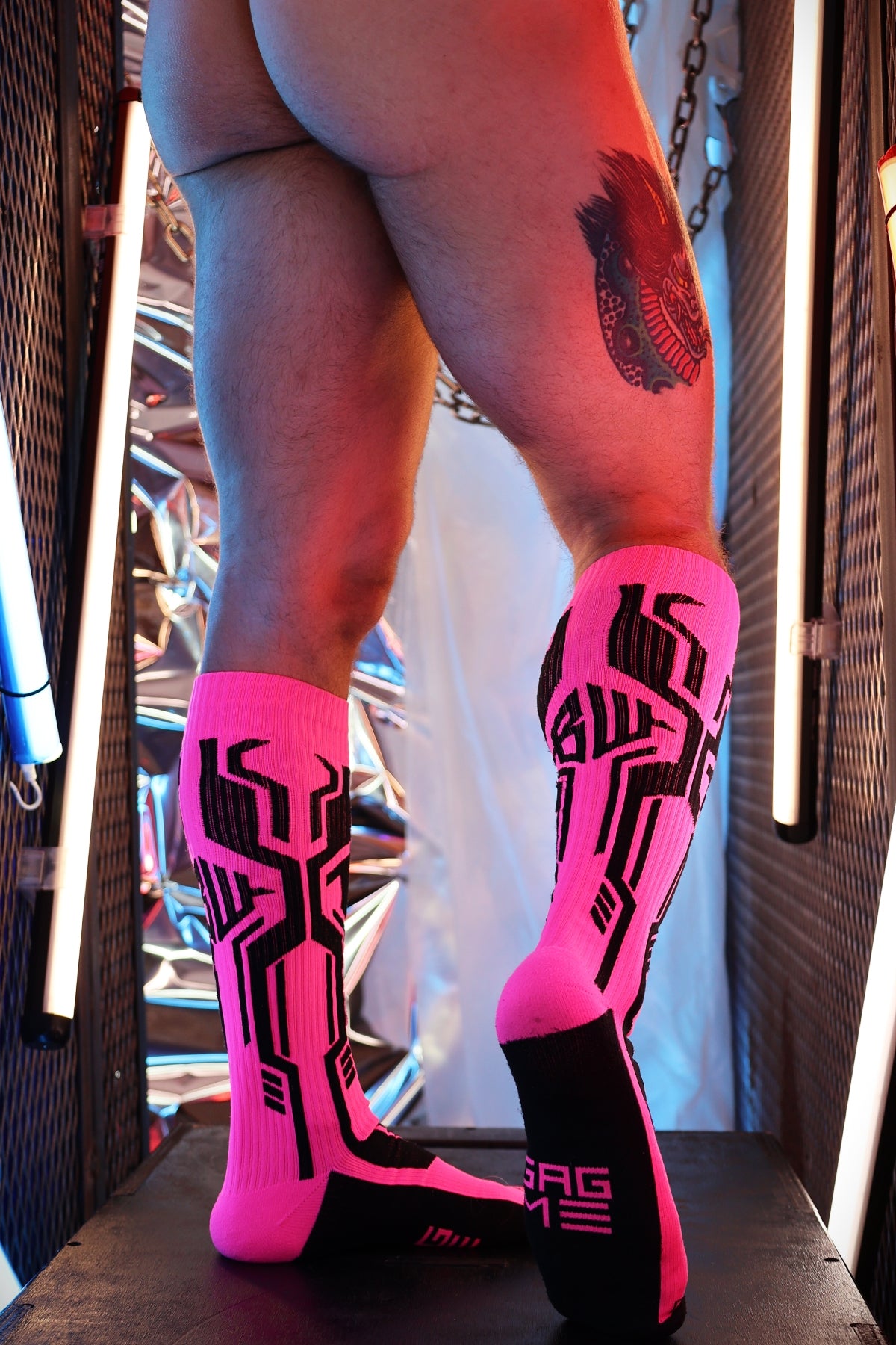 Neon Pink