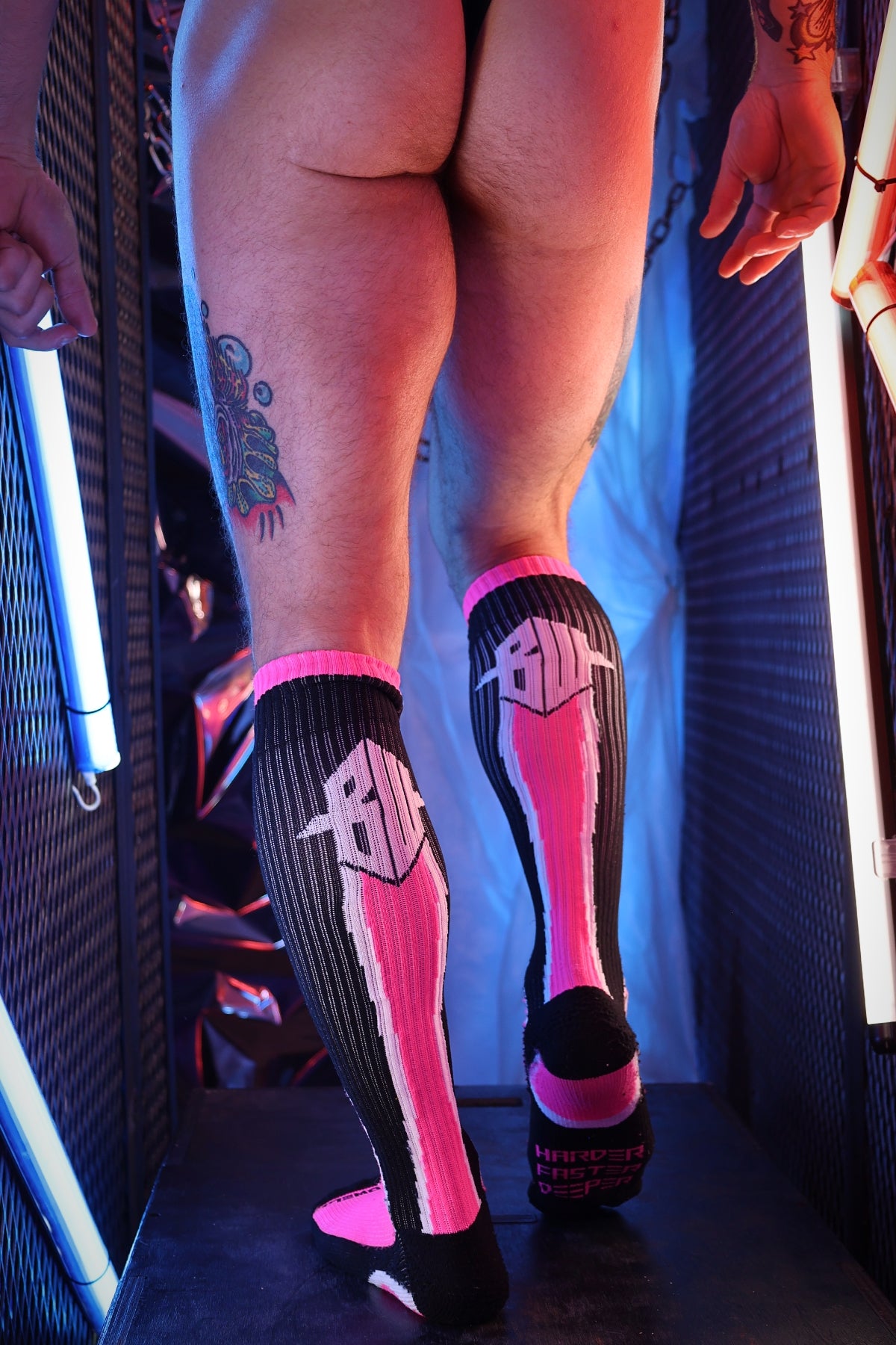Neon Pink